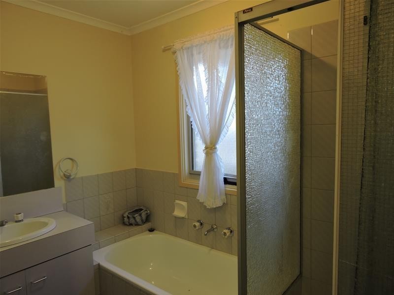 18 George Chudleigh Drive, Hallam VIC 3803