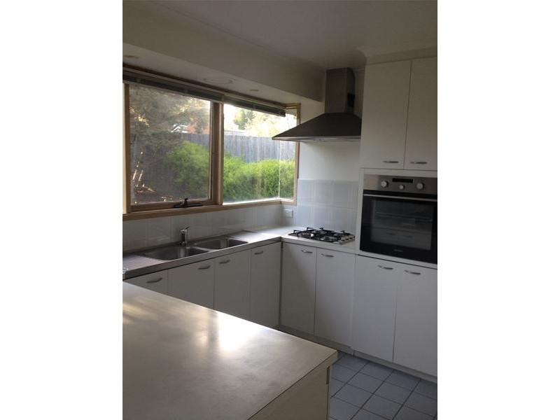 1/48 Arthur Phillip Drive, Endeavour Hills VIC 3802