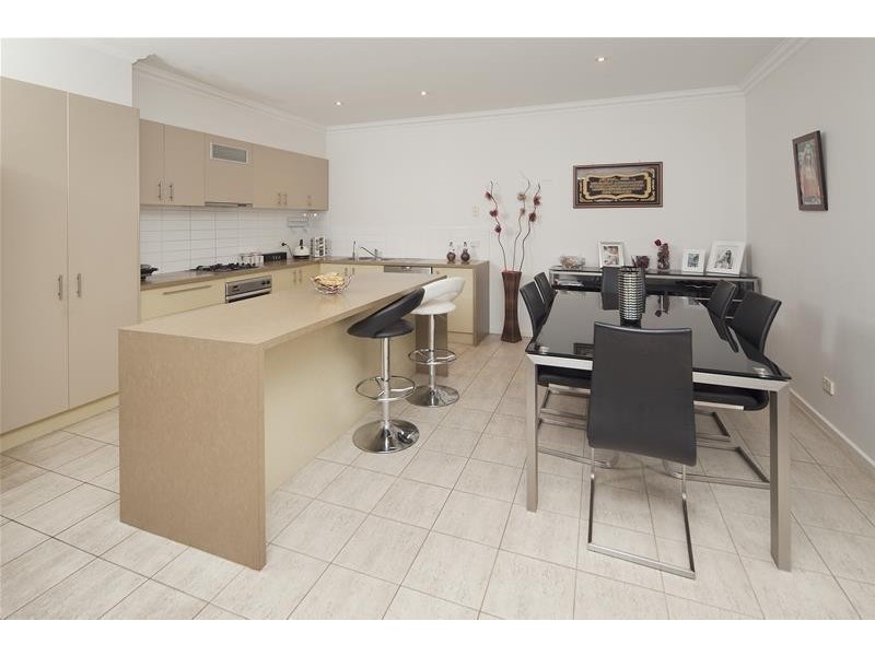 28 Tilbavale Close, Hallam VIC 3803