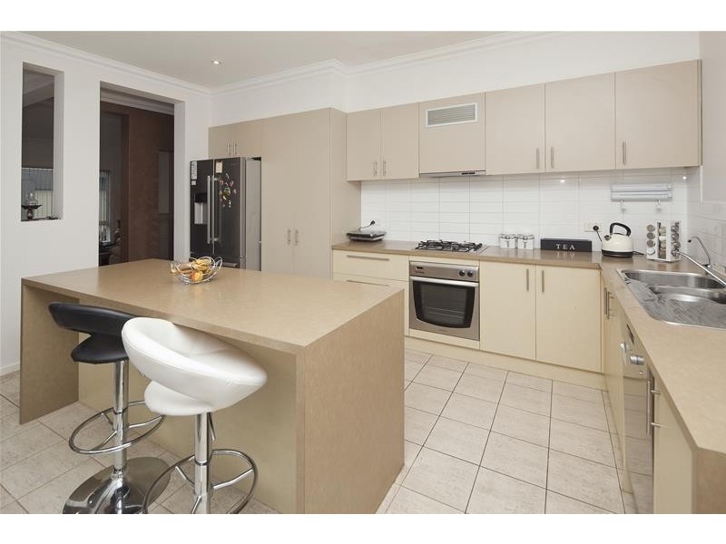 28 Tilbavale Close, Hallam VIC 3803