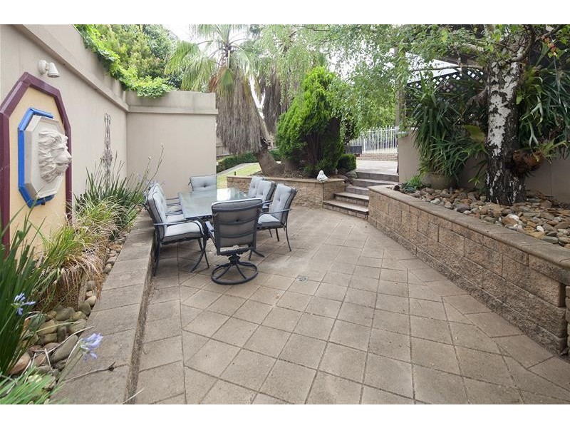 10 Anderson Court, Endeavour Hills VIC 3802