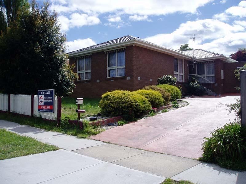 47 Charles Green Avenue, Endeavour Hills VIC 3802