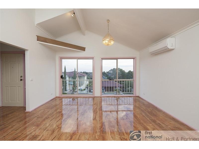 22 Georgette Crescent, Endeavour Hills VIC 3802