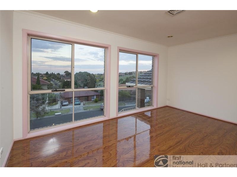 22 Georgette Crescent, Endeavour Hills VIC 3802