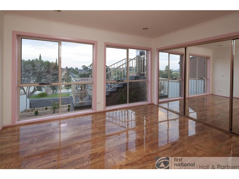 22 Georgette Crescent, Endeavour Hills VIC 3802