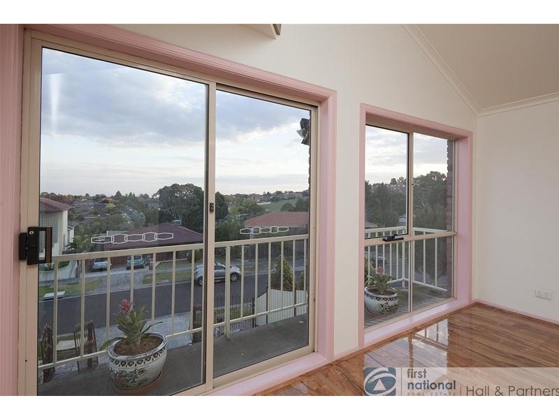 22 Georgette Crescent, Endeavour Hills VIC 3802