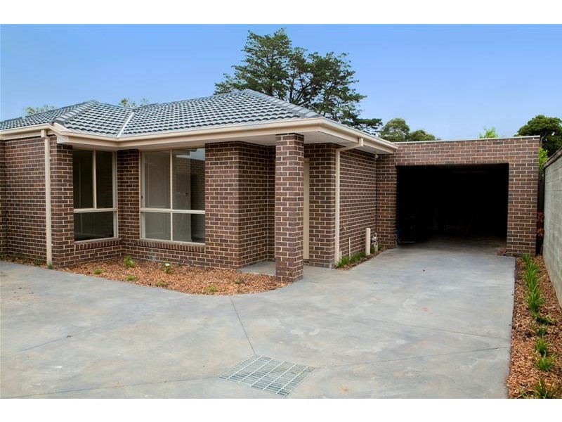 2/53 Anora Crescent, Mulgrave VIC 3170