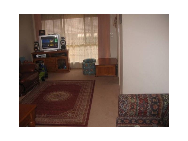 2/6 Elwick Court, Noble Park North VIC 3174