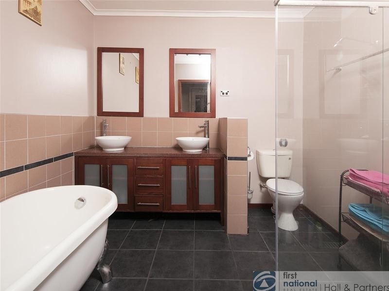 3 Clay Court, Dandenong North VIC 3175