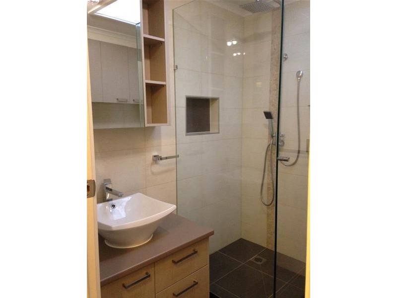 1/113 Clow Street, Dandenong VIC 3175