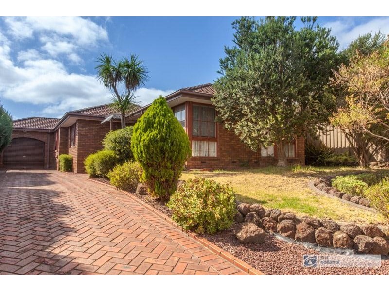 20 Rhonda Close, Endeavour Hills VIC 3802