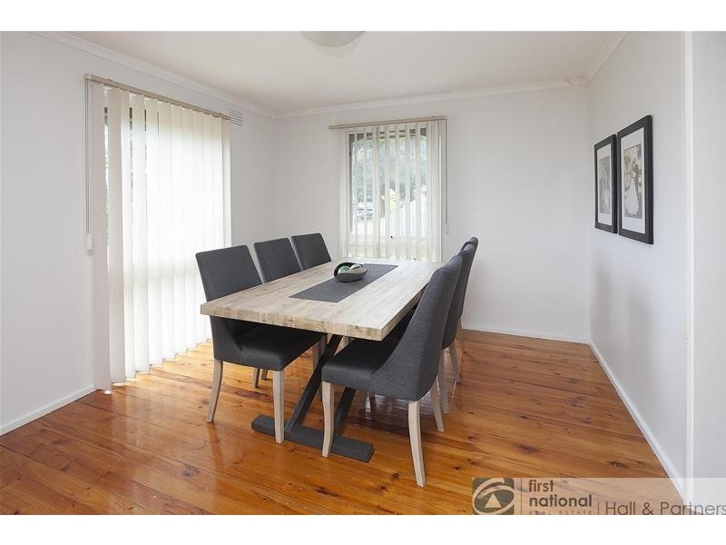 14 Stephens Close, Endeavour Hills VIC 3802