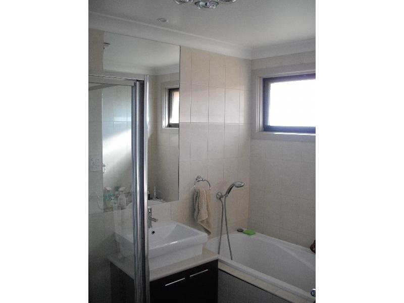 5 Eddington Place, Endeavour Hills VIC 3802