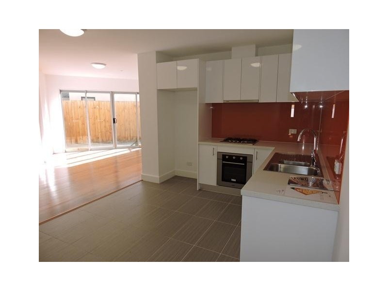 3/9 McFarlane Crescent, Dandenong VIC 3175