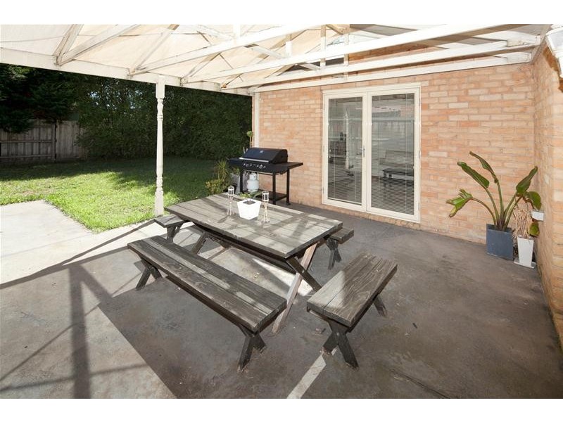 11 Tegans Close, Hallam VIC 3803