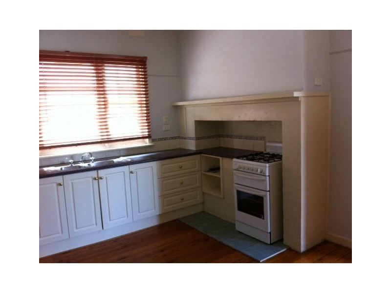 83 King Street, Dandenong VIC 3175