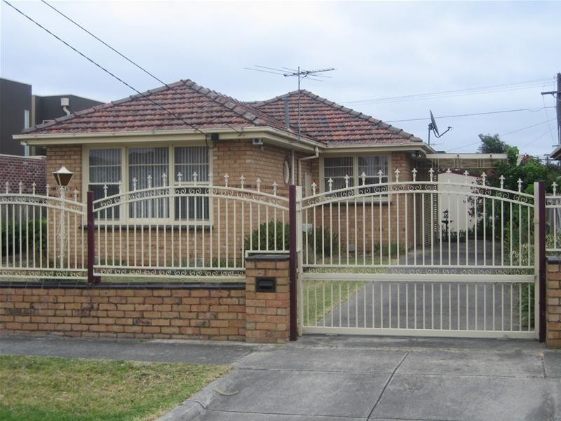 18 Bulong Street, Dandenong VIC 3175