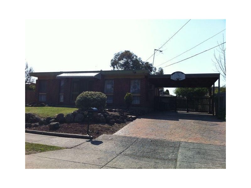 39 Michele Drive, Scoresby VIC 3179