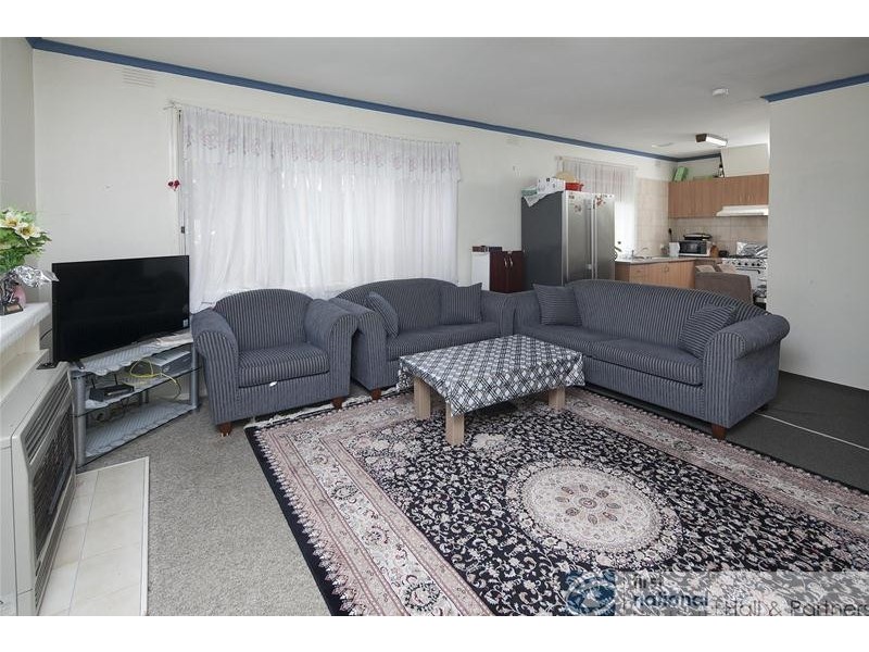 1/34 Benga Avenue, Dandenong VIC 3175