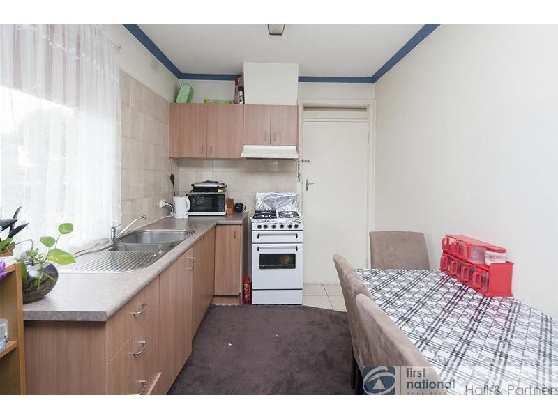 1/34 Benga Avenue, Dandenong VIC 3175