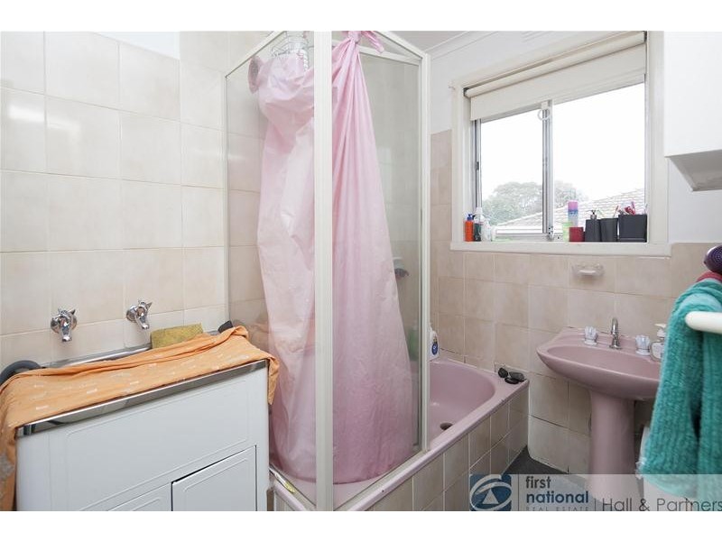 1/34 Benga Avenue, Dandenong VIC 3175