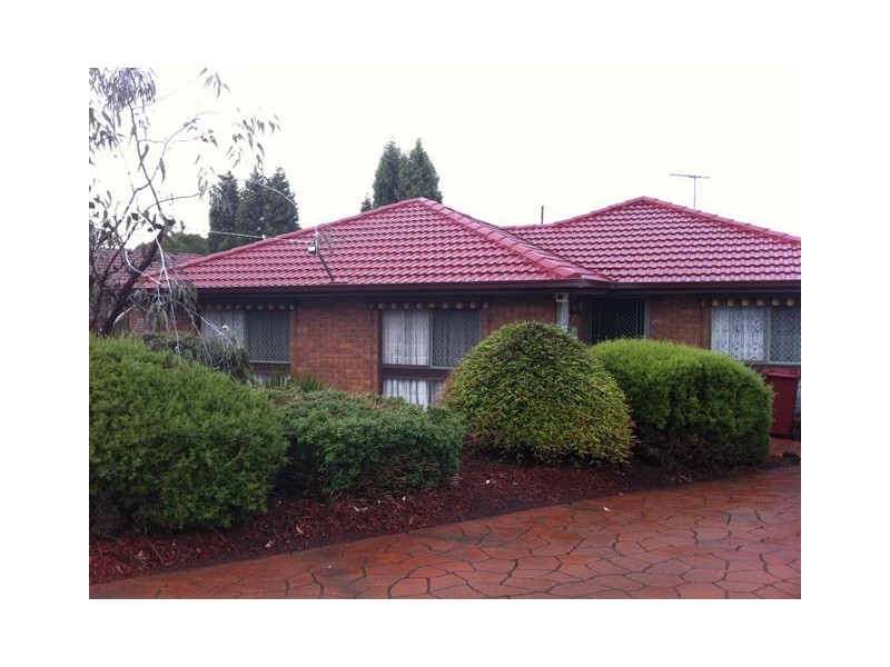 11 Mark Court, Dandenong North VIC 3175