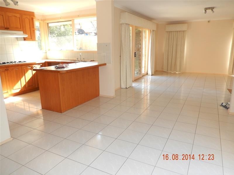 5 Briscoe Court, Endeavour Hills VIC 3802