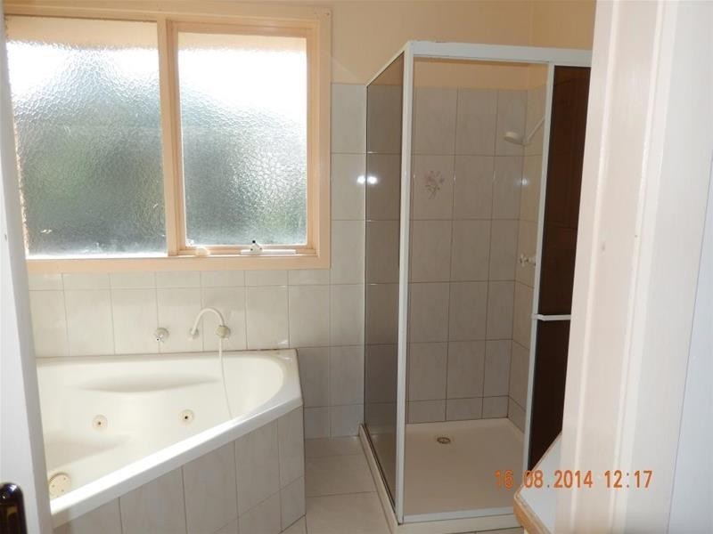 5 Briscoe Court, Endeavour Hills VIC 3802