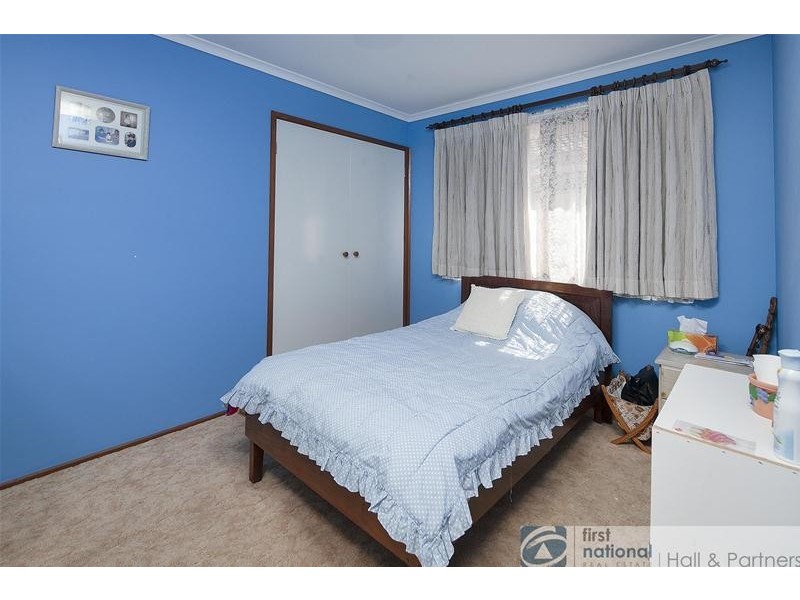 17 Girvan Circuit, Endeavour Hills VIC 3802