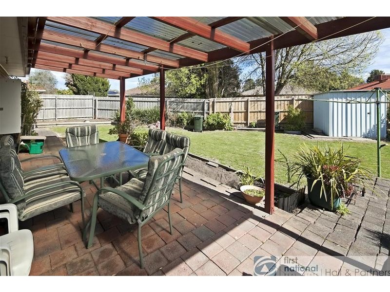 17 Girvan Circuit, Endeavour Hills VIC 3802