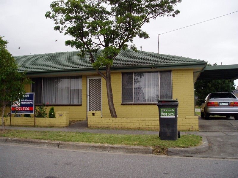 2/157 Cleeland Street, Dandenong VIC 3175