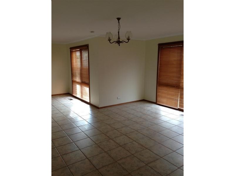 57 Thomas Mitchell Drive, Endeavour Hills VIC 3802