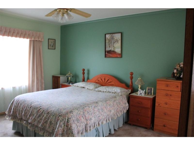 6 Lambert Court, Endeavour Hills VIC 3802