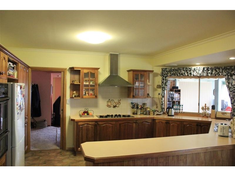 6 Lambert Court, Endeavour Hills VIC 3802