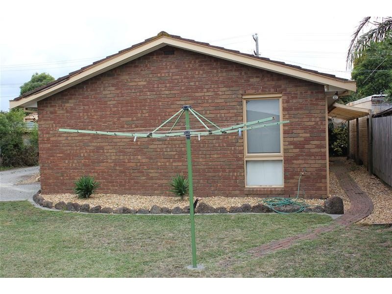 13 Mountview Avenue, Hallam VIC 3803