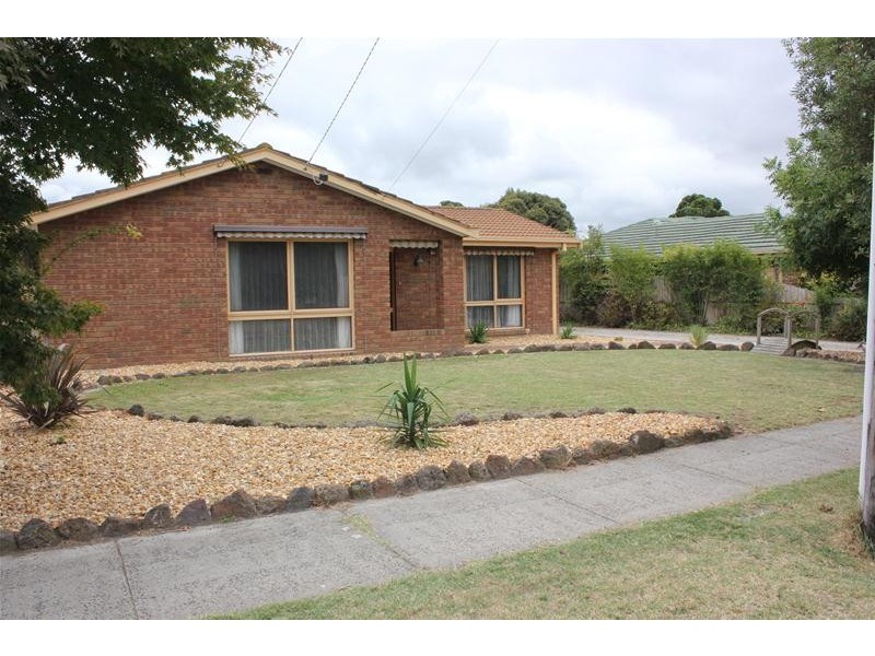 13 Mountview Avenue, Hallam VIC 3803