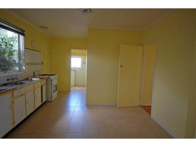 30 Roberts Avenue, Mulgrave VIC 3170