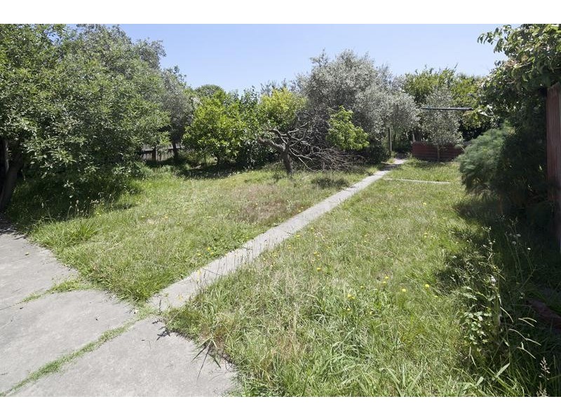 13 Edith Street, Dandenong VIC 3175