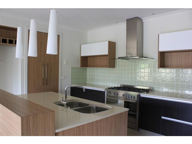 6 Sunline Way, Lyndhurst VIC 3975