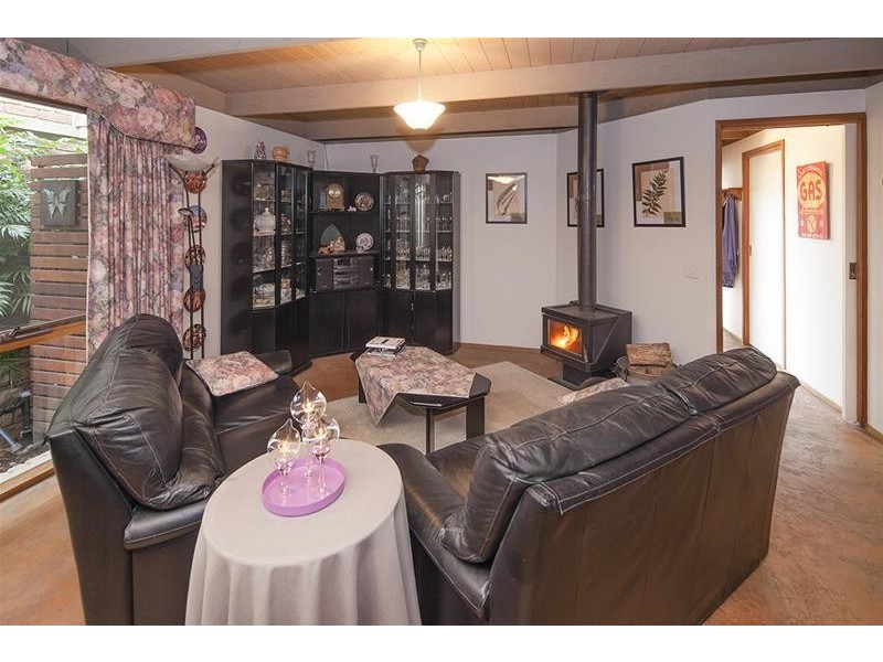 6 Christopher Court, Hallam VIC 3803