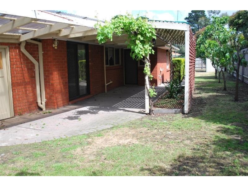 6 Bonar Court, Endeavour Hills VIC 3802