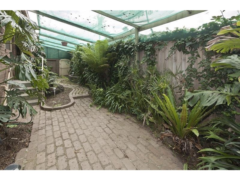 4 Primrose Hill Close, Endeavour Hills VIC 3802