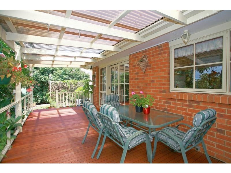 13 Huckson Rise, Dandenong North VIC 3175