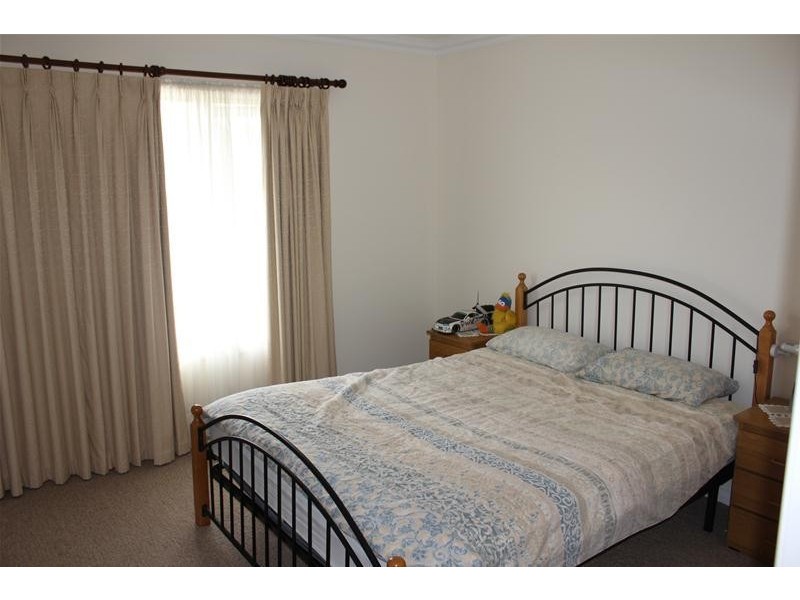 2A Nova Drive, Dandenong VIC 3175