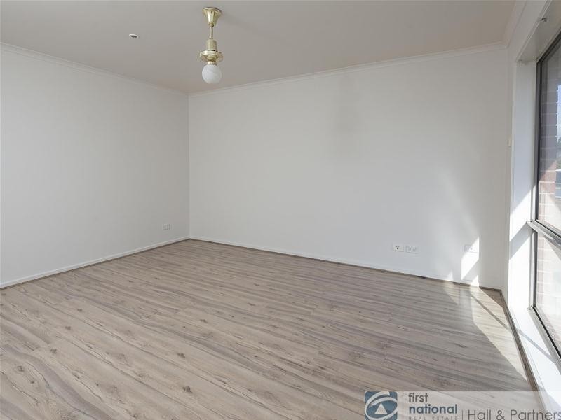 6 Ashton Rise, Narre Warren South VIC 3805