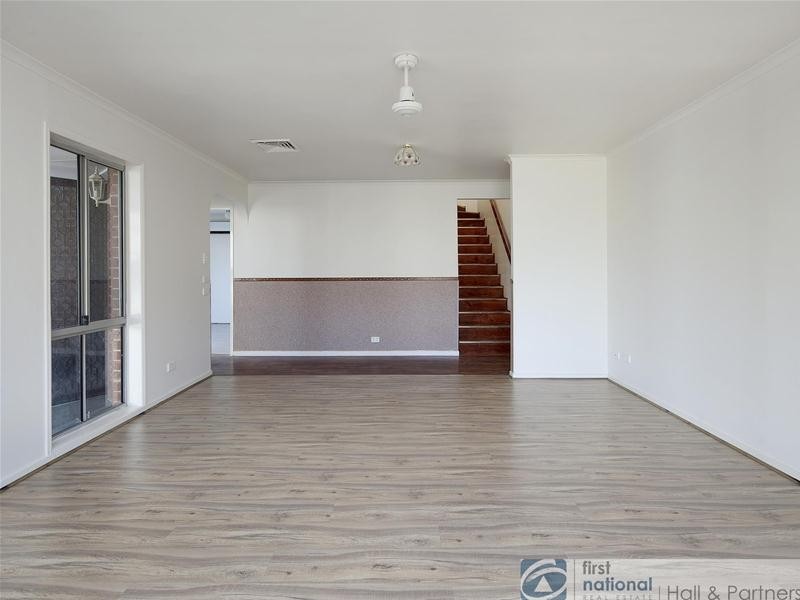 6 Ashton Rise, Narre Warren South VIC 3805