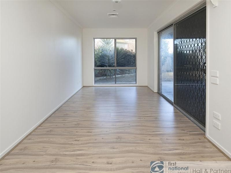 6 Ashton Rise, Narre Warren South VIC 3805