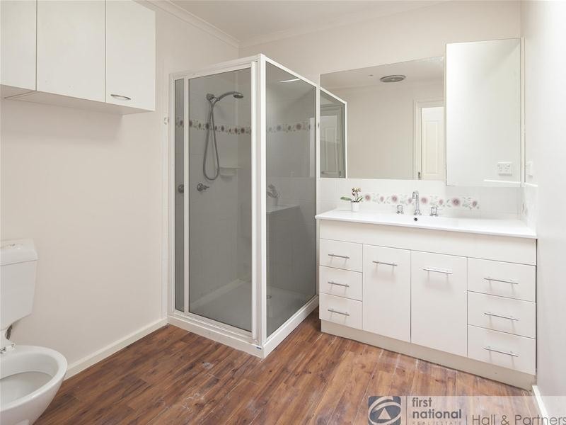 6 Ashton Rise, Narre Warren South VIC 3805