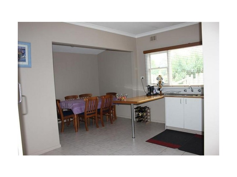 1/2 Southbourne Avenue, Dandenong VIC 3175