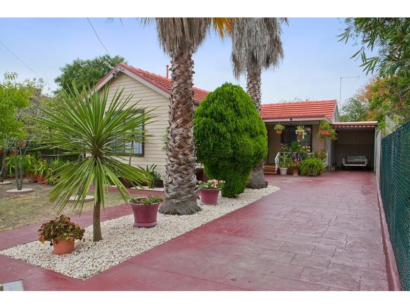 37 Oak Avenue, Doveton VIC 3177